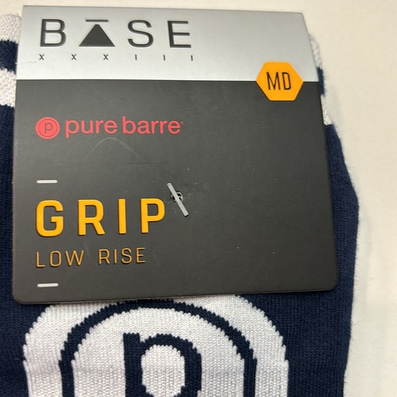 Ooooh low rise navy stripe circle P 🔥🔥🔥🔥🔥🔥🔥🔥 - Picture 3 of 4